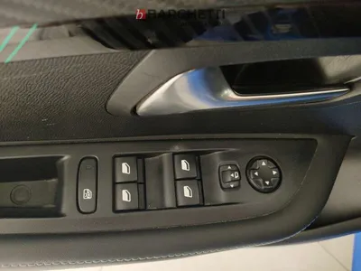 Peugeot 208 – 9/21
