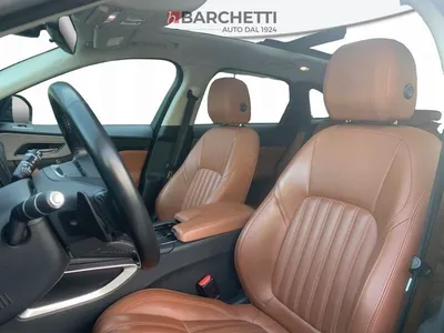 Jaguar F-Pace – 12/30