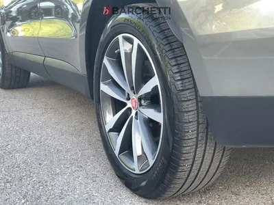 Jaguar F-Pace – 9/30
