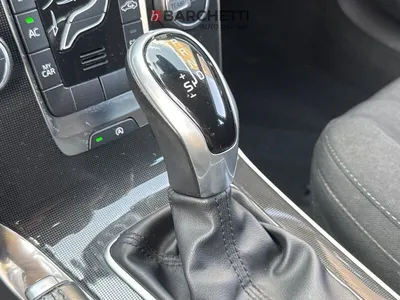 Volvo V40 – 22/24